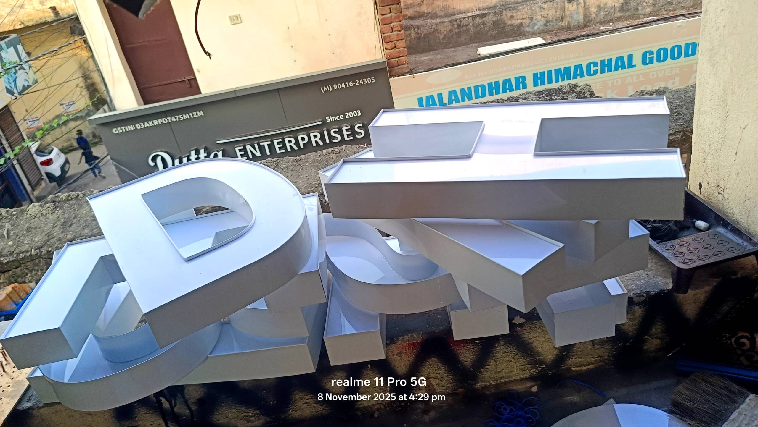 Almunium channel letter 5